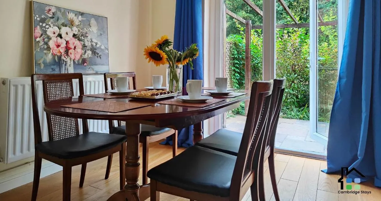 Cambridge Stays: Science Park Adjacent Home with Garden and Parking United Kingdom